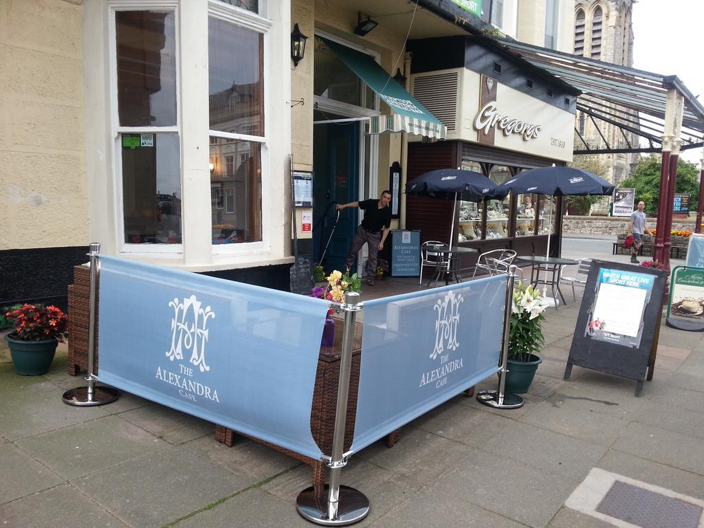 The New Alexandra Hotel Llandudno Luaran gambar