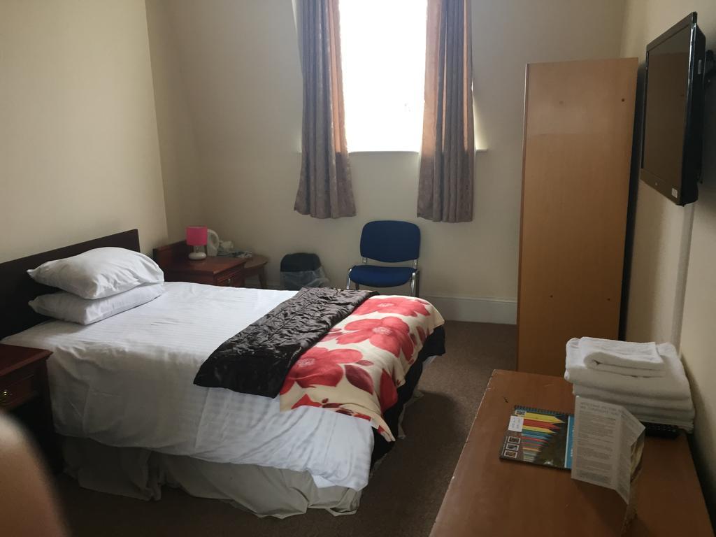 The New Alexandra Hotel Llandudno Luaran gambar