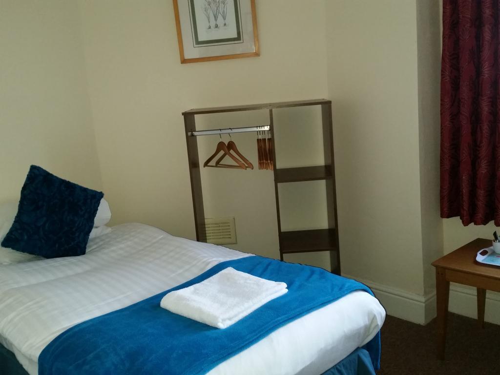 The New Alexandra Hotel Llandudno Luaran gambar