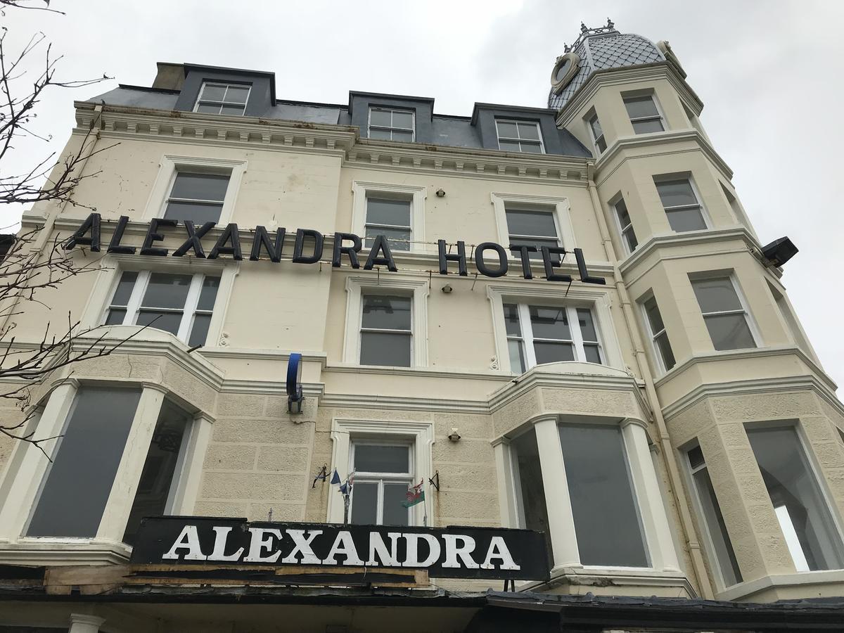 The New Alexandra Hotel Llandudno Luaran gambar